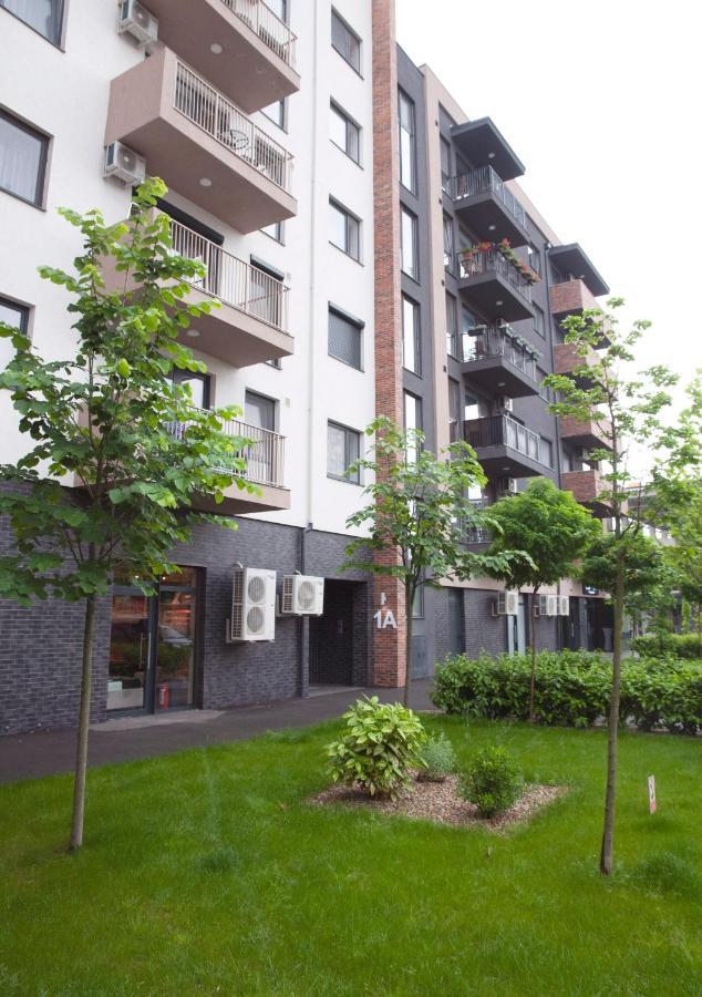 Elis Apartment By Oasis Homes Oradea Exterior photo